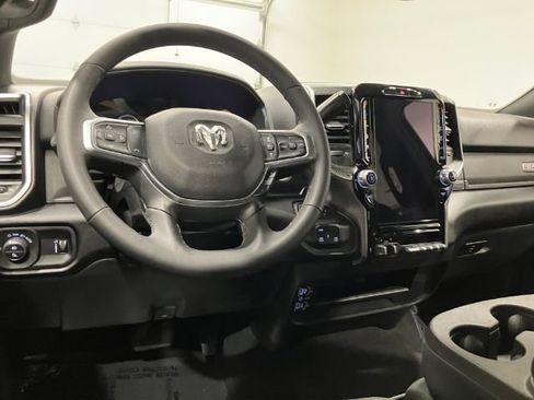 Used 2026 RAM 2500 Big Horn AWD/4WD image 39