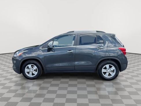 Certified 2018 Chevrolet Trax LT w/ Sun & Sound Package FWD image 6