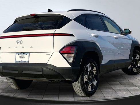 Used 2025 Hyundai Kona SEL image 5