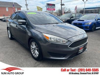 Used 2016 Ford Focus SE w/ SE Cold Weather Package