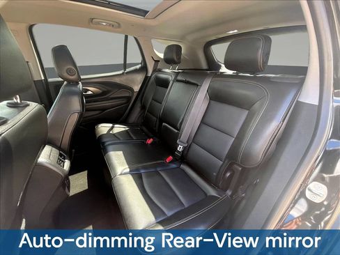 Used 2019 GMC Terrain SLT w/ GMC Pro Grade Package AWD/4WD image 26