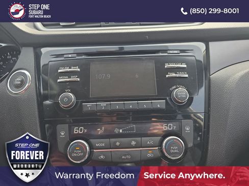 Used 2016 Nissan Rogue SV image 24