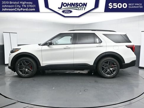 New 2026 Ford Explorer ST-Line w/ ST-Line Street Pack AWD/4WD image 8