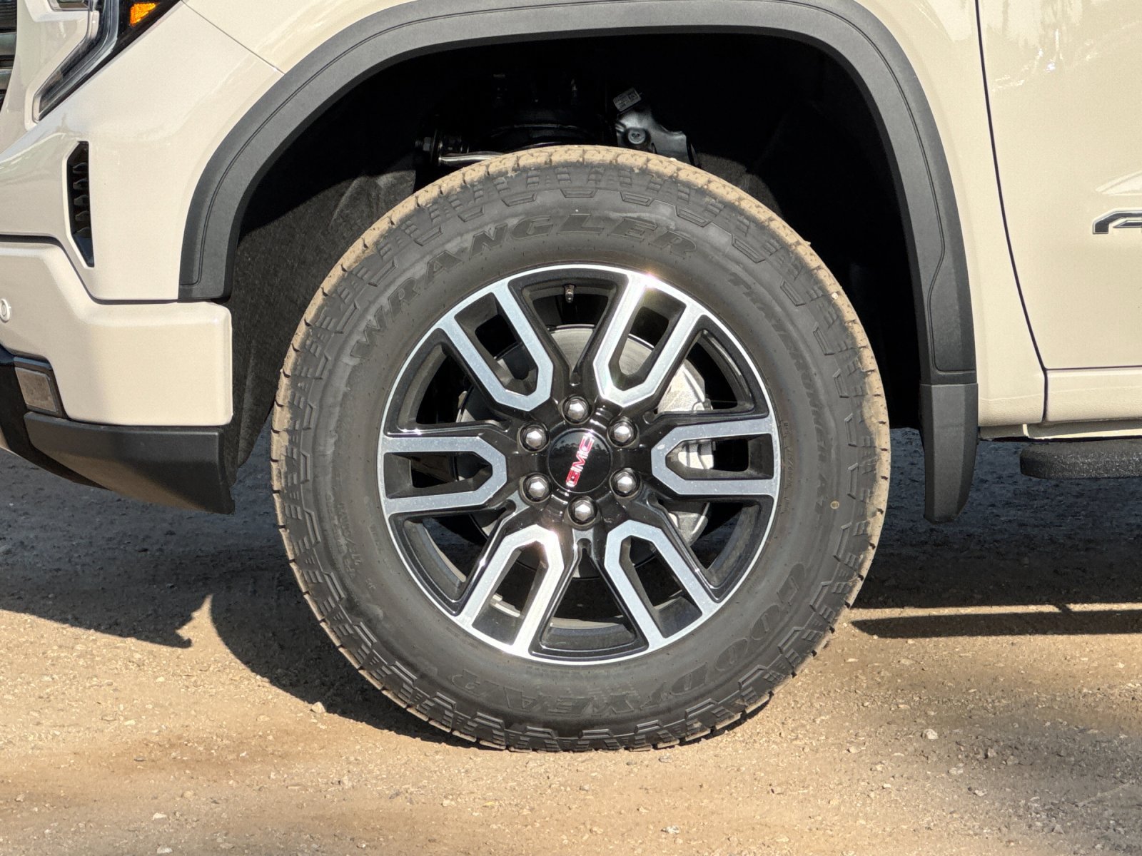 New 2026 GMC Sierra 1500 AT4 w/ AT4 Premium Package AWD/4WD image 22