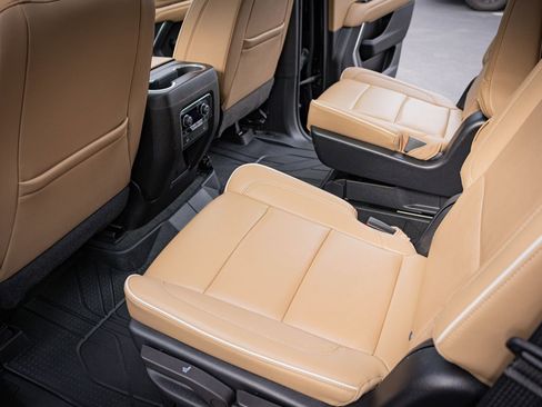 Used 2022 Chevrolet Tahoe Premier image 29