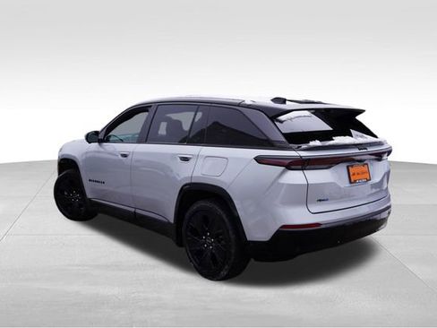 Used 2024 Jeep Wagoneer Launch Edition image 7