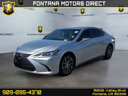 Used 2023 Lexus ES 300h w/ Premium Package