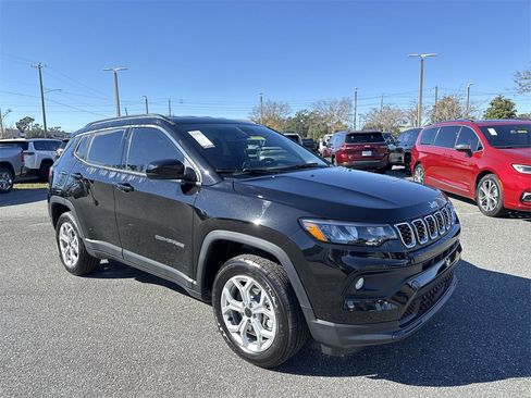 New 2026 Jeep Compass Latitude w/ Convenience Group image 1