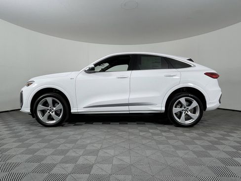 New 2025 Audi Q5 Premium Plus image 11