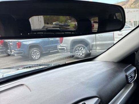 Used 2023 Ford Explorer XLT w/ Equipment Group 202A AWD/4WD image 24