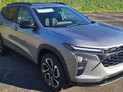 New 2026 Chevrolet Trax RS w/ Sunroof Package