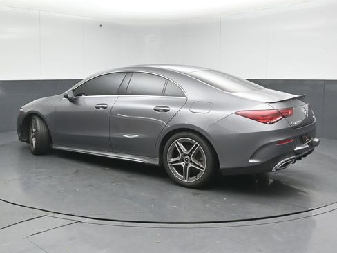 Used 2022 Mercedes-Benz CLA 250 4MATIC image 5