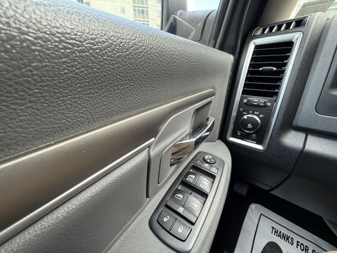 Used 2016 RAM 1500 Lone Star image 34