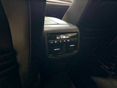 Used 2022 MAZDA CX-9 Touring Plus AWD/4WD image 33
