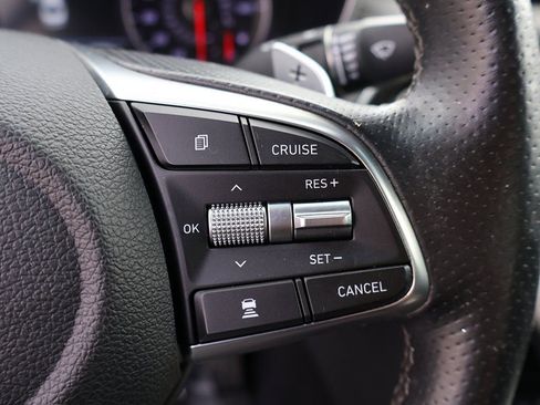 Used 2019 Genesis G70 2.0T Advanced image 45