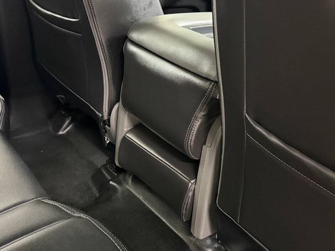 Used 2018 Chevrolet Silverado 1500 W/T RWD image 38