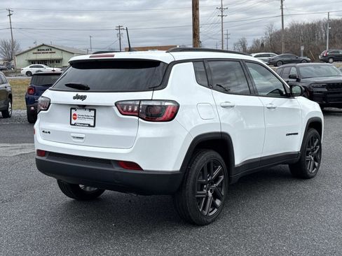 New 2026 Jeep Compass Latitude AWD/4WD image 24