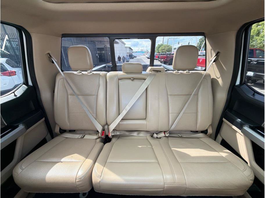 Used 2018 Ford F250 Lariat w/ Lariat Ultimate Package AWD/4WD image 9