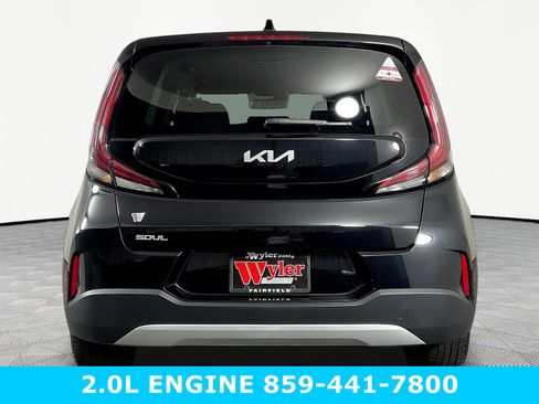 Used 2023 Kia Soul LX FWD image 5