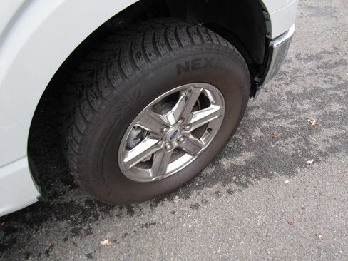 Used 2024 Ford F150 XLT AWD/4WD image 35