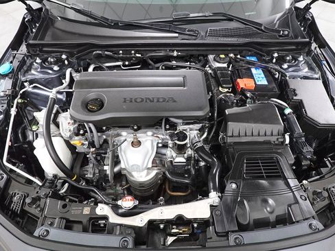 Used 2025 Honda Civic Sport image 30