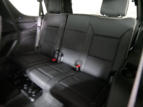 Used 2023 GMC Yukon SLT image 20