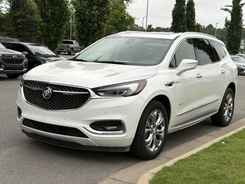 Used 2021 Buick Enclave Avenir w/ Avenir Technology Package AWD/4WD image 3