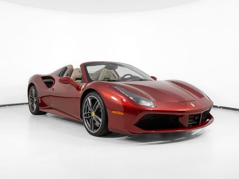 Used 2019 Ferrari 488 Spider RWD image 11