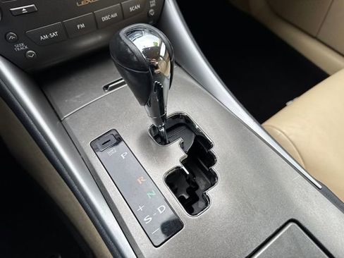 Used 2006 Lexus IS 250 image 25
