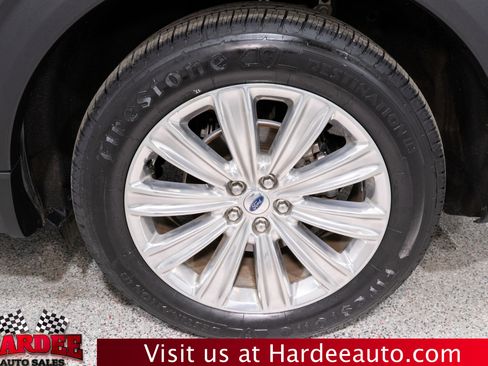 Used 2024 Ford Explorer Limited w/ Limited Technology Package image 10