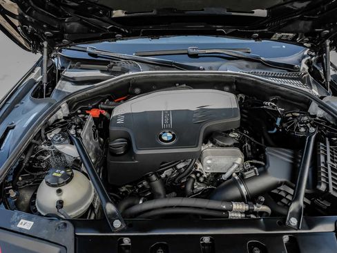 Used 2016 BMW 528i Sedan image 50