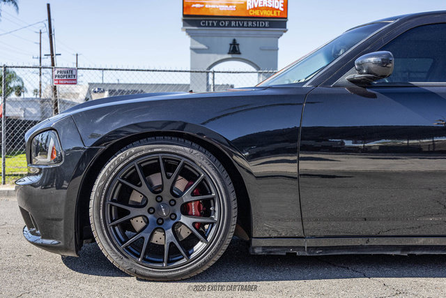 Used 2006 Dodge Charger SRT8 w/ SRT Option Group III RWD image 3