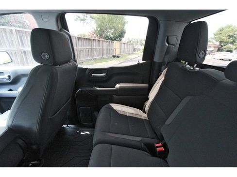 Used 2025 Chevrolet Silverado 1500 Custom w/ LPO, Dark Essentials Package RWD image 12