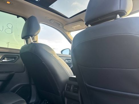Certified 2023 Nissan Rogue SV w/ SV Premium B Package FWD image 28