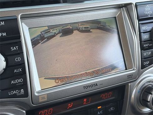 Used 2010 Toyota 4Runner Limited image 29