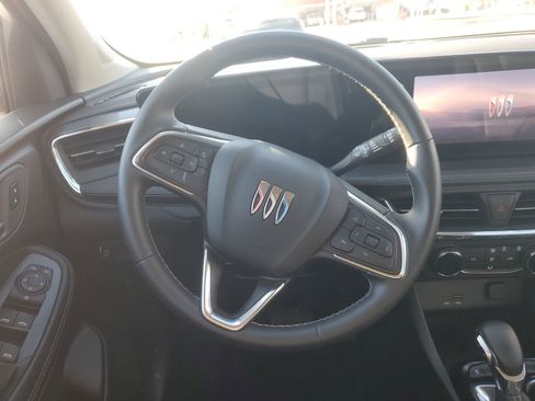 Certified 2025 Buick Encore GX Preferred image 11