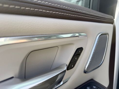 Used 2025 RAM 1500 Laramie image 10