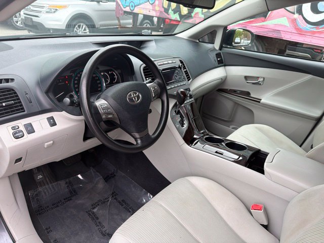 Used 2010 Toyota Venza AWD image 9