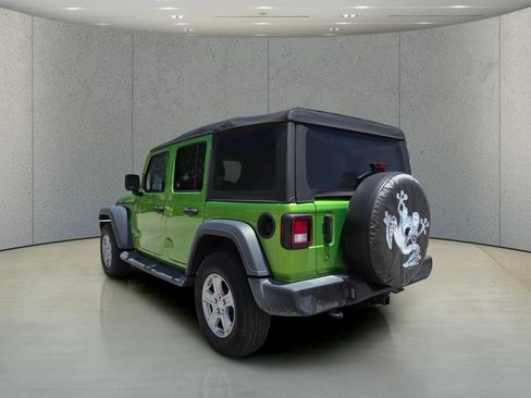 Used 2019 Jeep Wrangler Unlimited Sport S AWD/4WD image 7