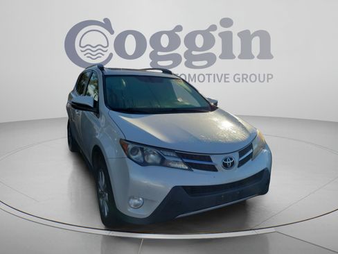 Used 2013 Toyota RAV4 Limited AWD/4WD image 7