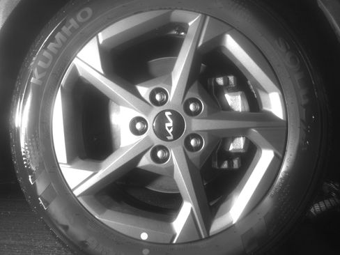Used 2025 Kia K4 FWD image 13