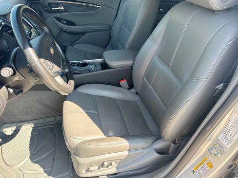 Used 2019 Chevrolet Impala LT w/ Sunroof and Spoiler Package FWD image 15