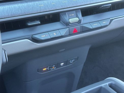 New 2026 Kia EV9 Wind image 22