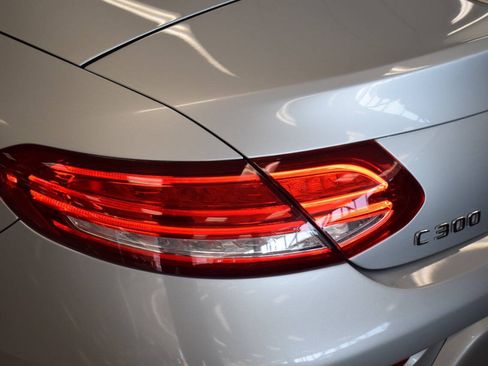Used 2018 Mercedes-Benz C 300 Cabriolet image 18