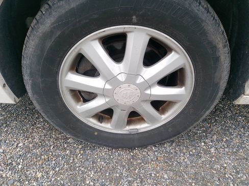 Used 2006 Buick LaCrosse CXL w/ Driver Confidence Package image 11