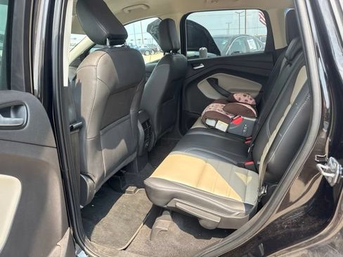 Used 2019 Ford Escape SEL FWD image 4
