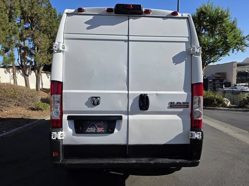 Used 2016 RAM ProMaster 2500 FWD image 9