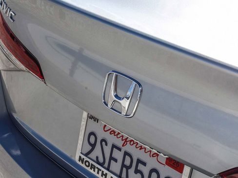 Certified 2025 Honda Civic Sport image 8