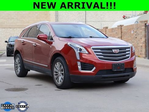 Used 2019 Cadillac XT5 Luxury image 2