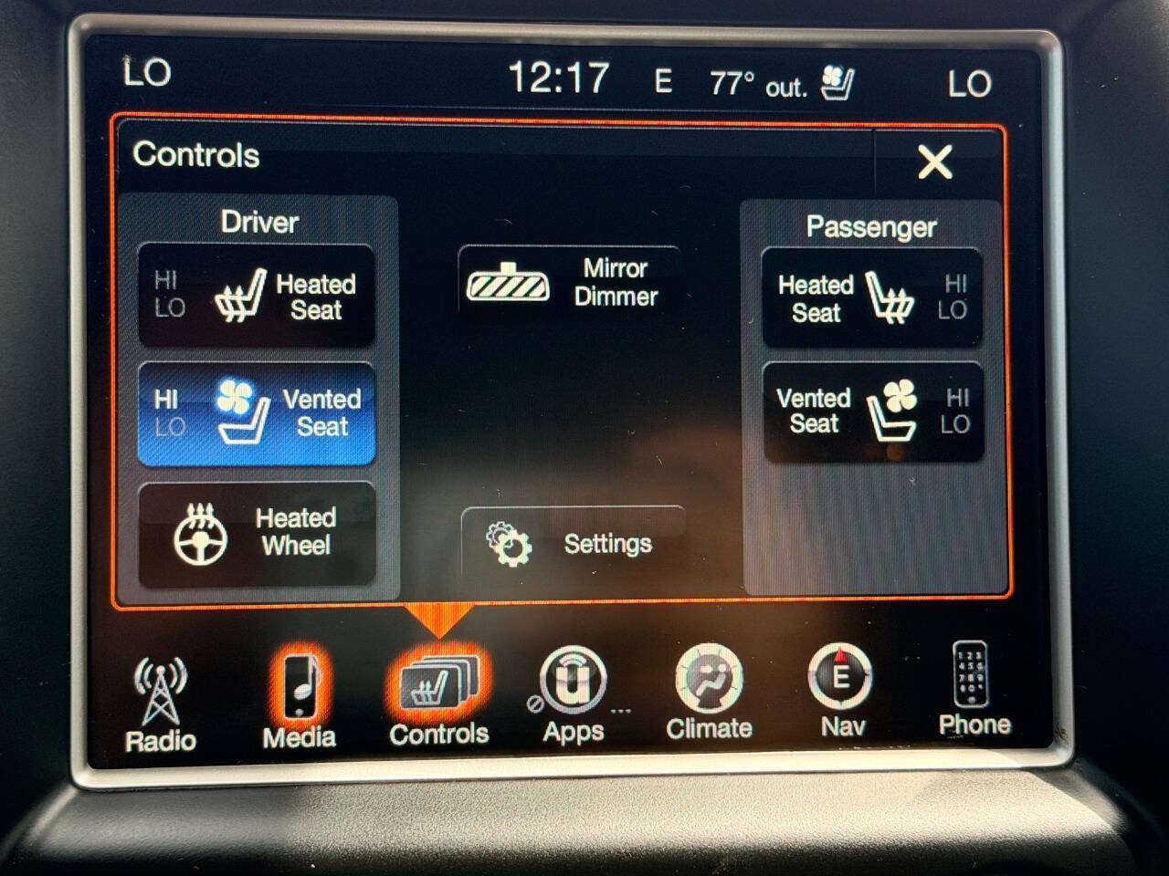 Used 2016 Jeep Grand Cherokee High Altitude AWD/4WD image 36